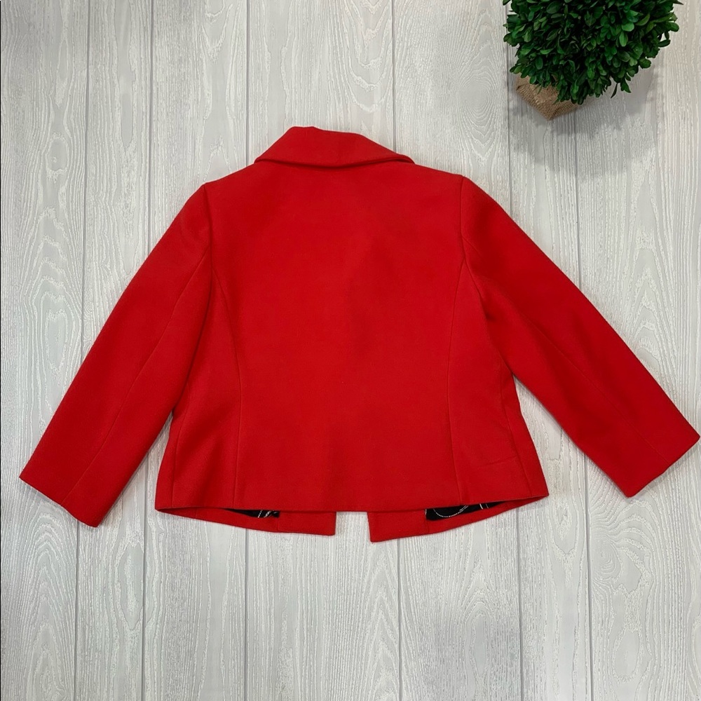 Chico's Size 0 Red Color Button Front Cropped - image 3